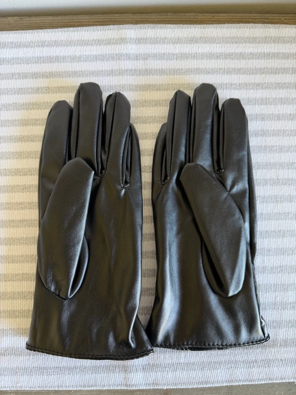 Black Faux Leather and Faux Fur Lined Driving Gloves #260811